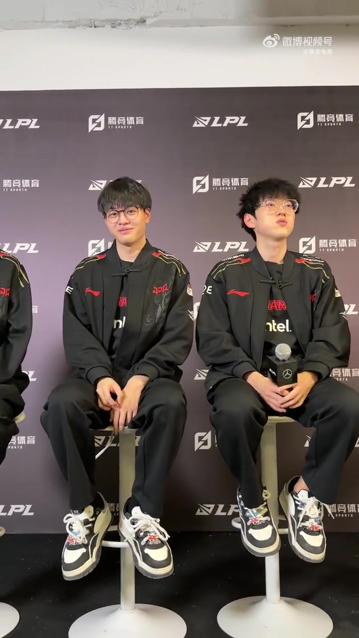 一语成谶！年初Ale开玩笑Cvmax想回韩国 如今两人深陷不和传闻
